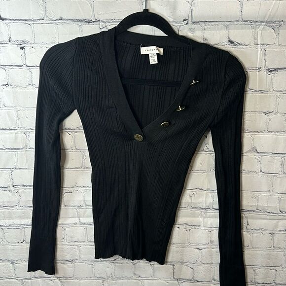 👕✨ Topshop Long-Sleeved Black Top - Size XS - Perfect Condition - Gold Buttons - Picture 1 of 4